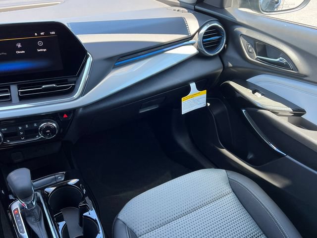 New 2026 Chevrolet Trax LT w/ LT Convenience Package FWD image 29