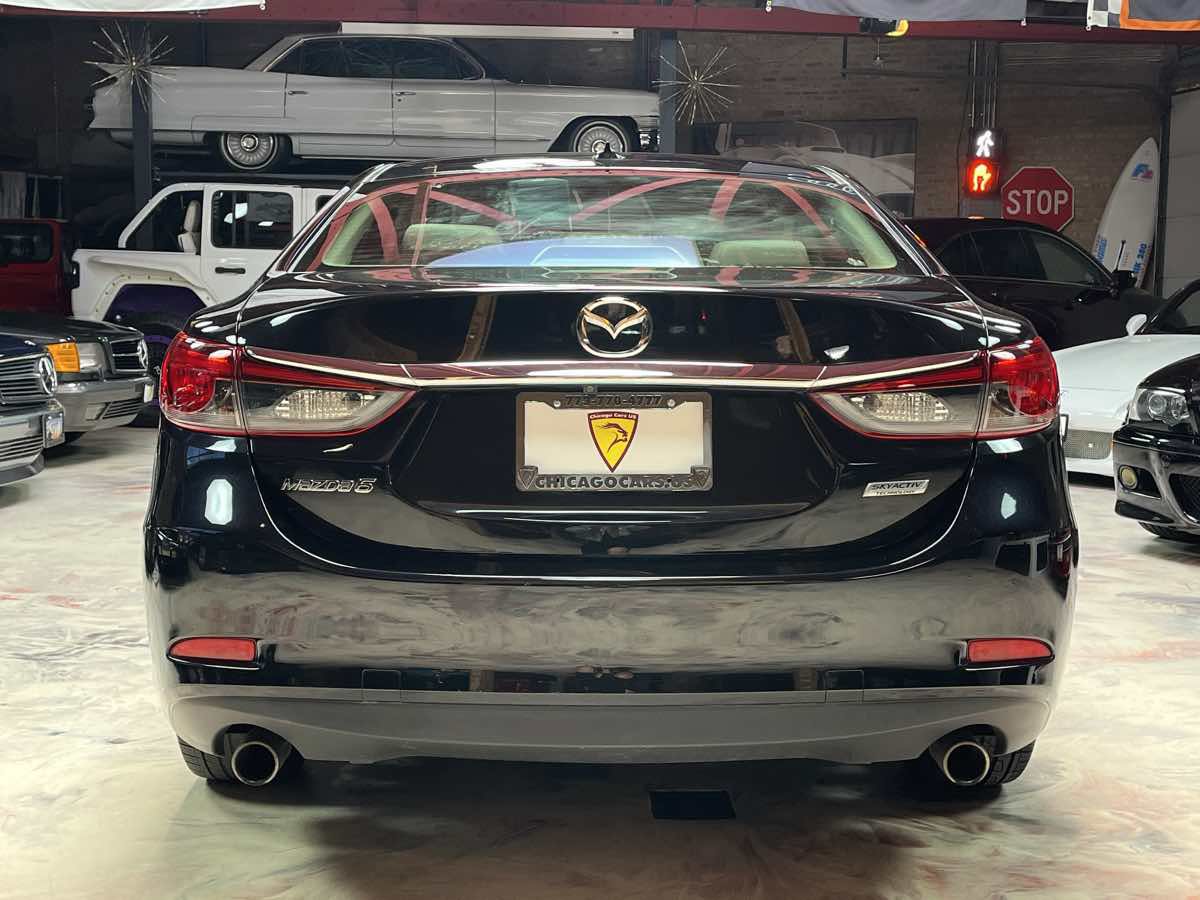 Used 2017 MAZDA MAZDA6 Touring w/ Touring Premium Package FWD image 4