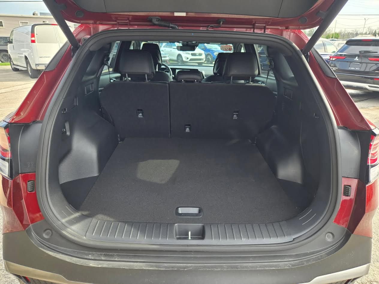 Used 2024 Kia Sportage X-Line Prestige image 11