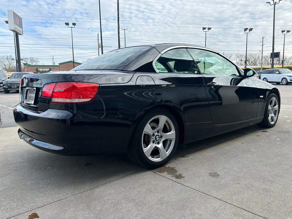 Used 2009 BMW 328i Convertible image 8