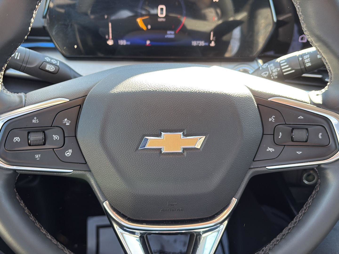 Used 2025 Chevrolet Trax LT w/ LT Convenience Package image 26