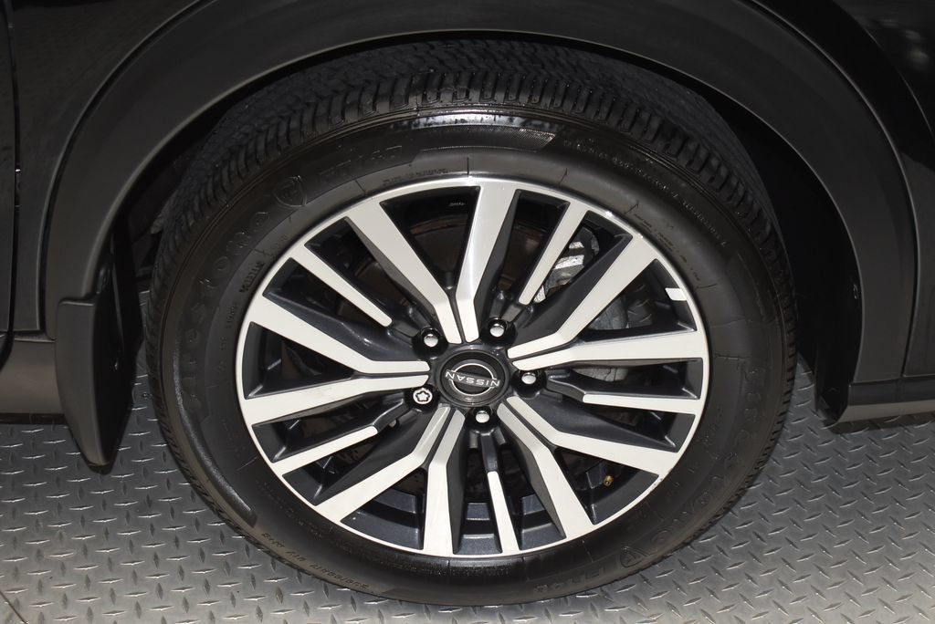 Certified 2024 Nissan Kicks SV FWD image 31