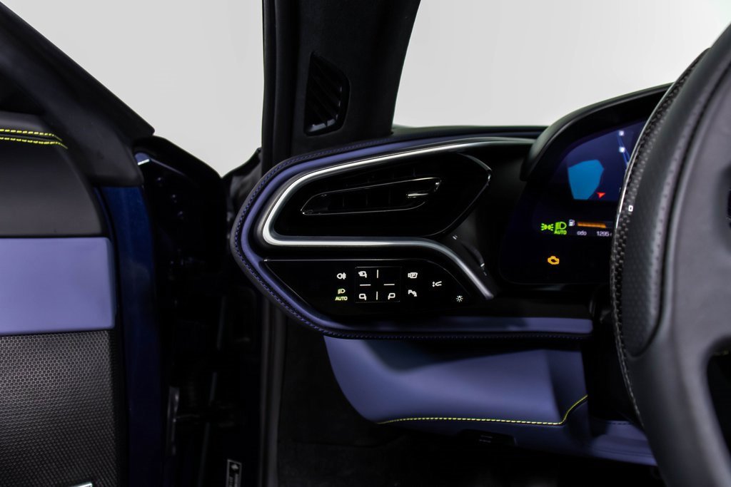 Certified 2024 Ferrari 296 GTS image 38