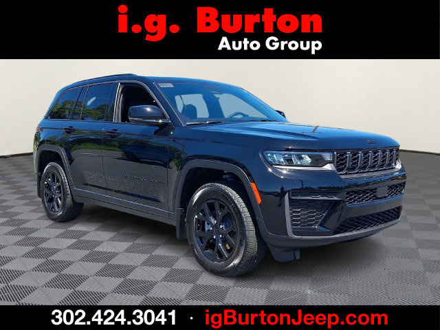 New 2026 Jeep Grand Cherokee Altitude AWD/4WD image 1