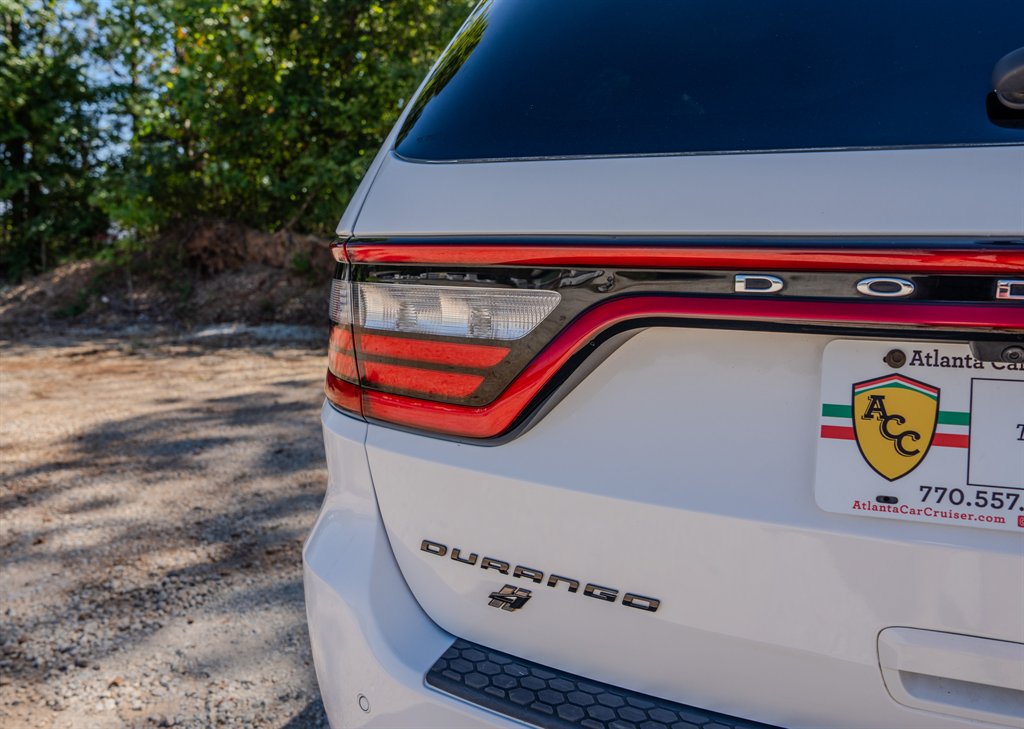 Used 2020 Dodge Durango R/T w/ Blacktop Package AWD/4WD image 9