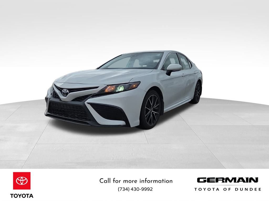 Used 2023 Toyota Camry SE