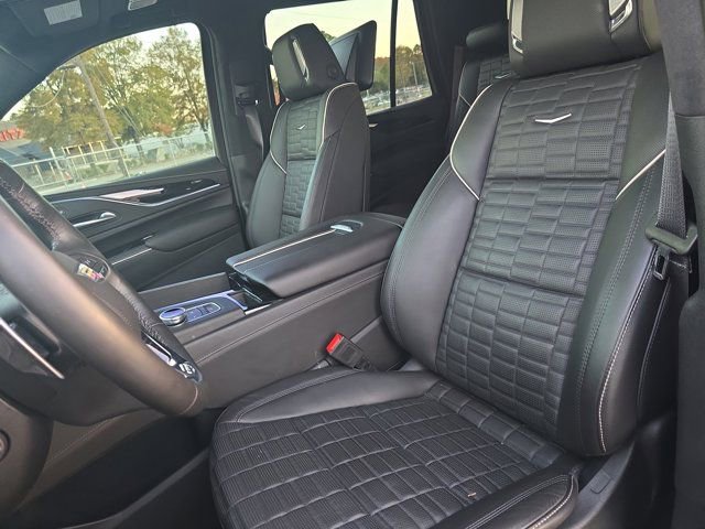 Certified 2023 Cadillac Escalade V image 15