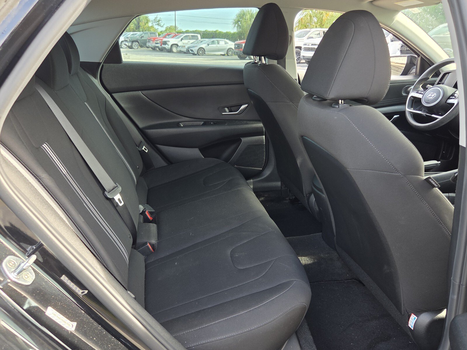 Used 2021 Hyundai Elantra SEL FWD image 15