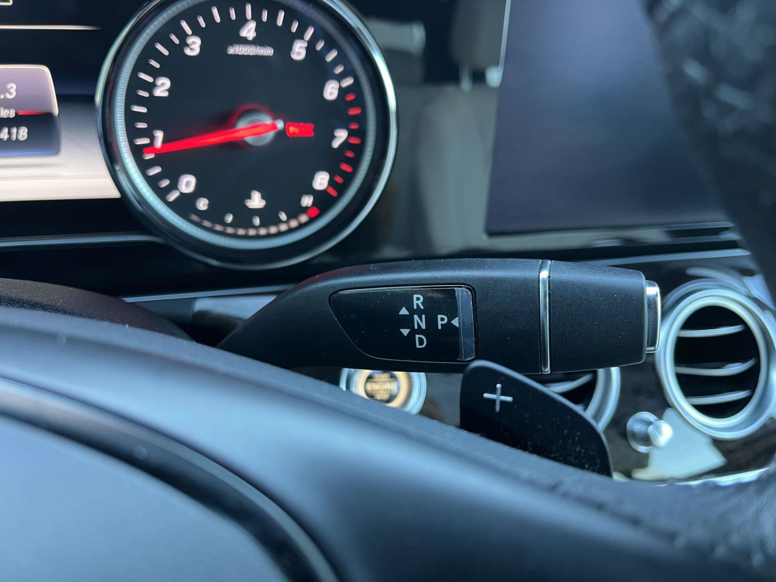 Used 2018 Mercedes-Benz E 300 image 25