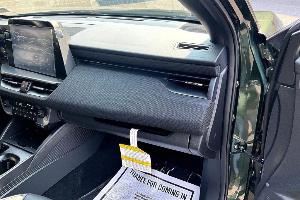 Certified 2026 Subaru Outback Premium AWD/4WD image 11