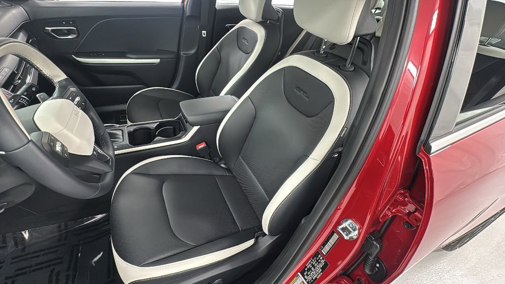 New 2025 Kia K4 GT-Line w/ GT-Line Premium Package image 10