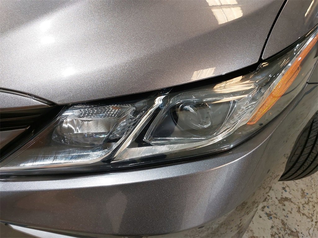 Used 2022 Toyota Camry LE image 29