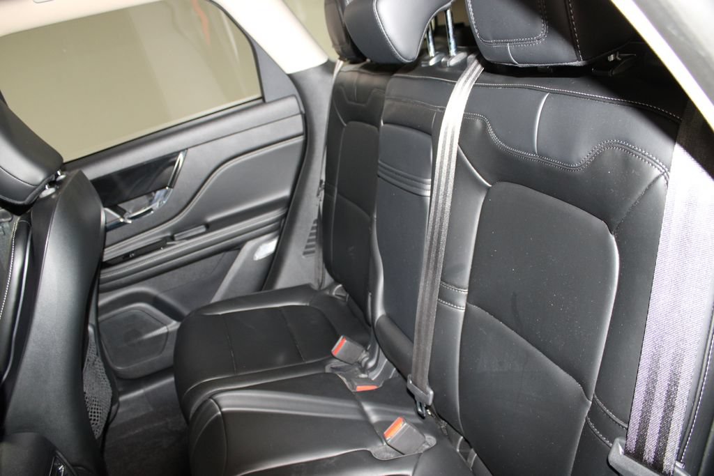 Used 2024 Lincoln Corsair FWD image 19
