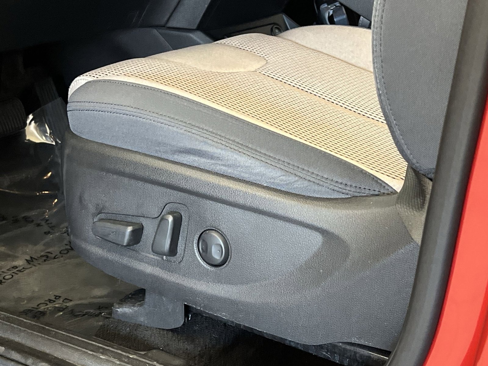 Used 2022 Hyundai Santa Fe SEL w/ Cargo Package image 12