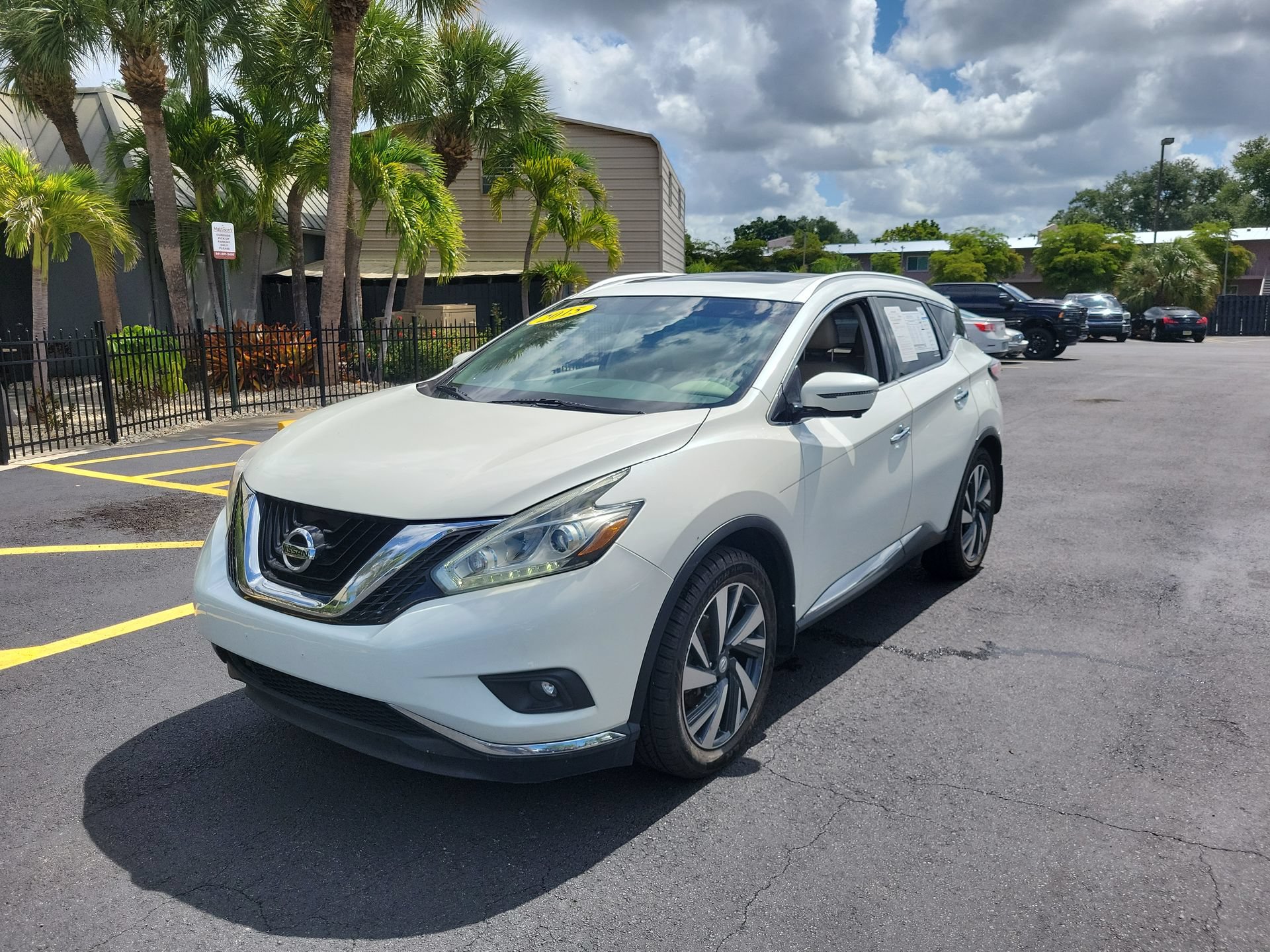 Used 2015 Nissan Murano Platinum w/ Platinum Technology Package FWD image 10
