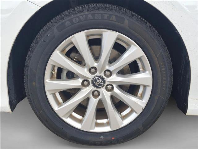 Used 2019 Toyota Camry LE FWD image 22