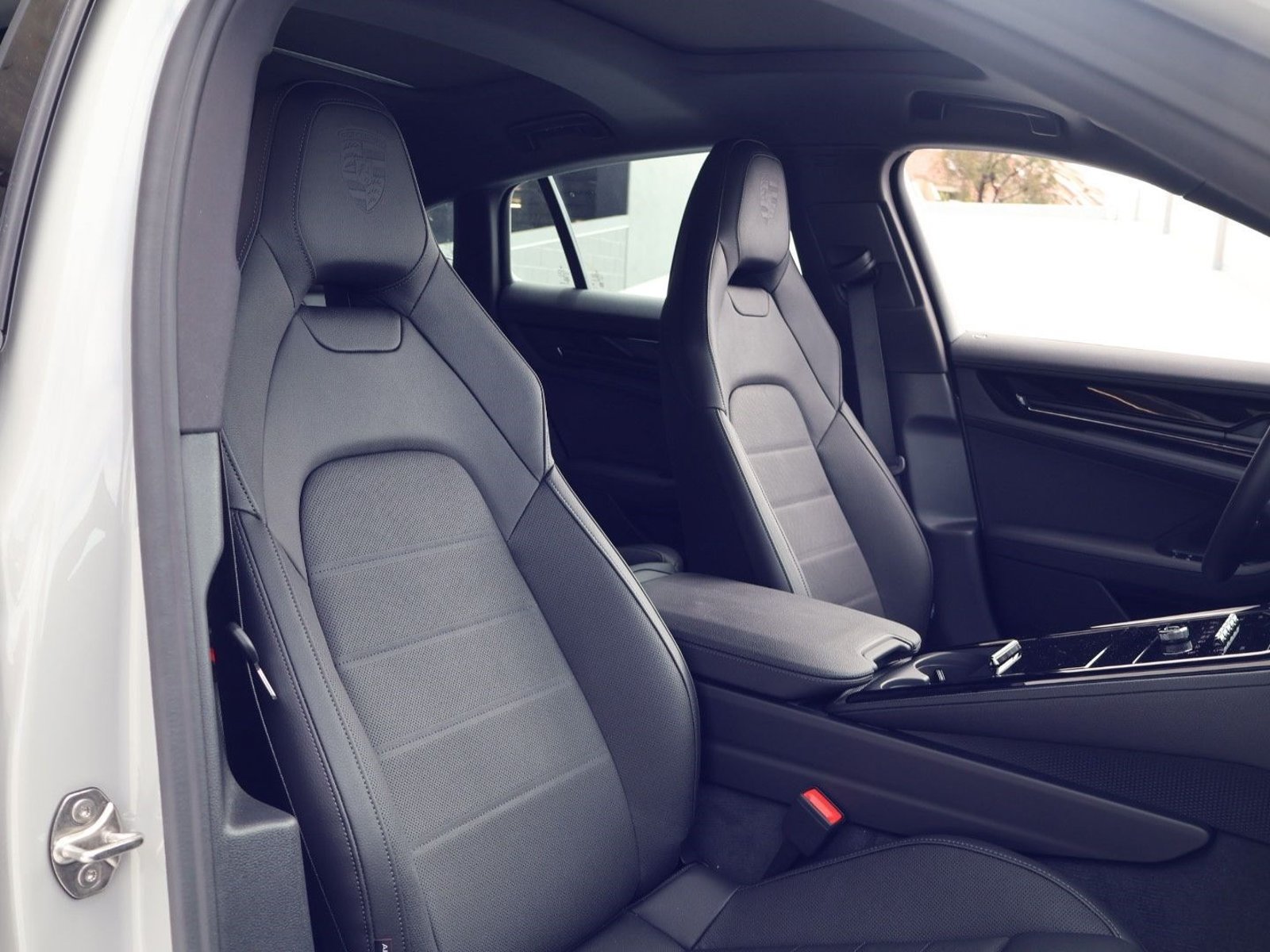 New 2026 Porsche Panamera image 24