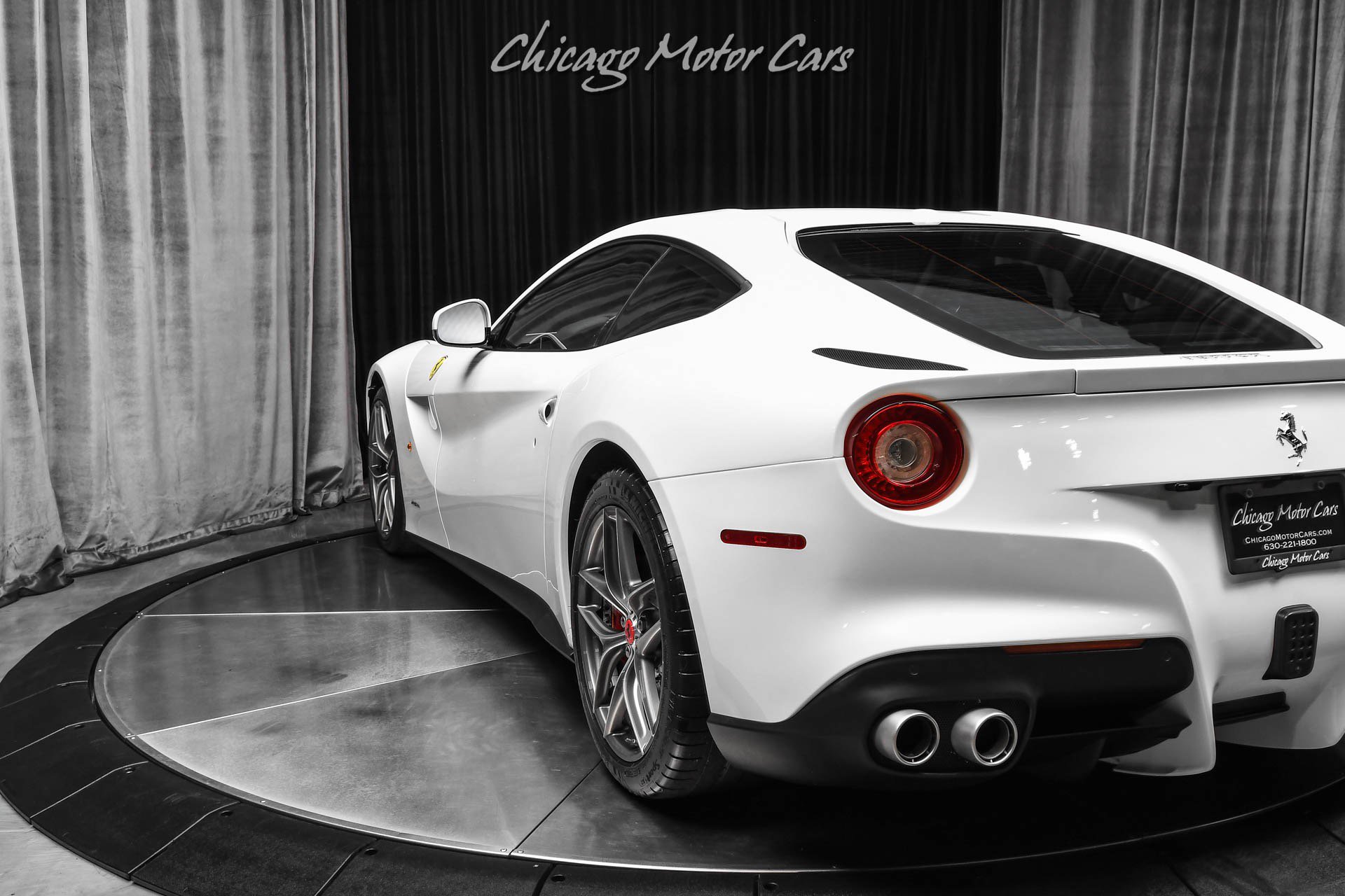 Used 2017 Ferrari F12 Berlinetta RWD image 35