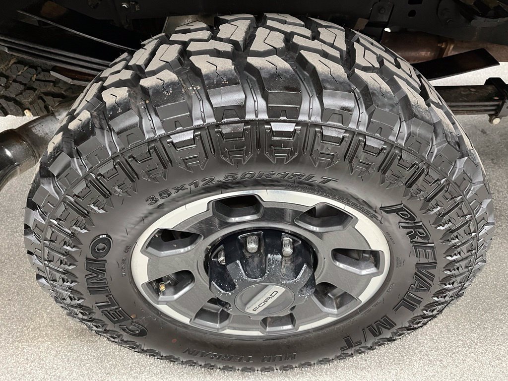 Used 2024 Ford F350 Platinum w/ Tremor Off-Road Package AWD/4WD image 15