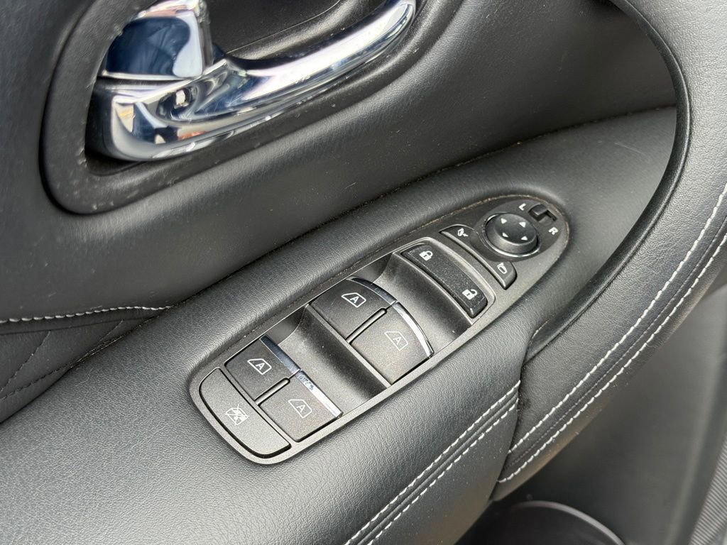 Used 2021 INFINITI QX80 Sensory w/ All-Season Package image 10
