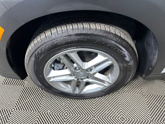 Certified 2023 Hyundai Kona SE image 10