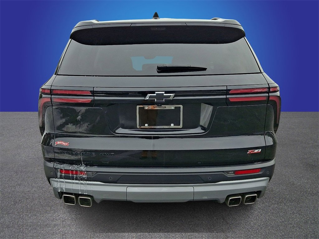 Used 2024 Chevrolet Traverse Z71 w/ Enhanced Driving Package image 5