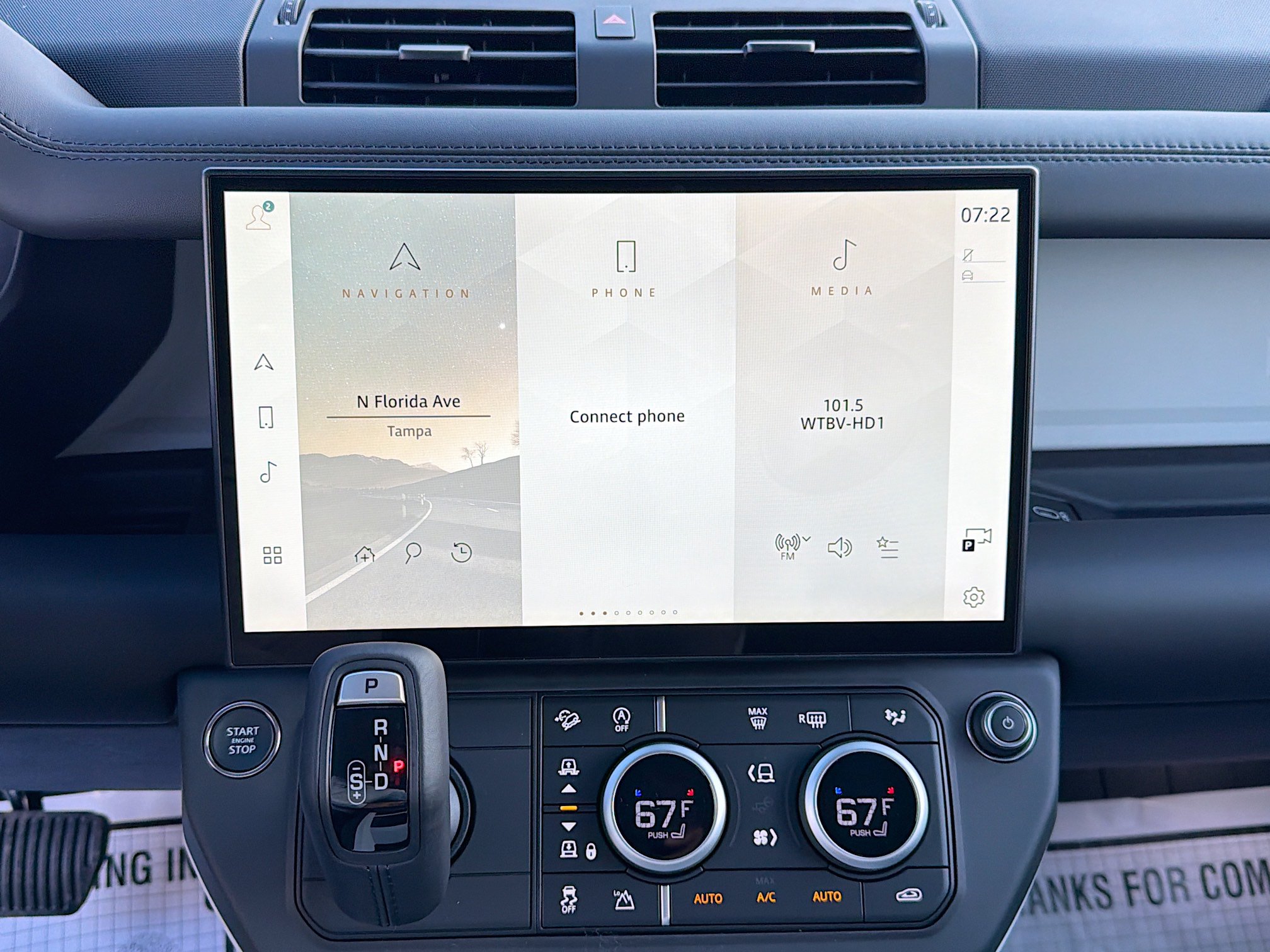 New 2026 Land Rover Defender 110 X-Dynamic SE AWD/4WD image 29