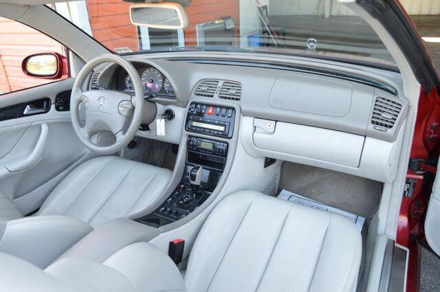Used 2001 Mercedes-Benz CLK 430 Cabriolet image 23