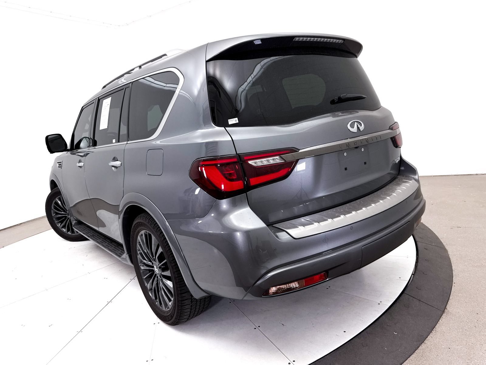 Used 2021 INFINITI QX80 Premium Select w/ Cargo Package RWD image 8