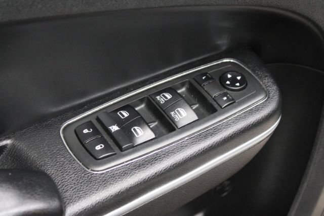Used 2021 Chrysler 300 S RWD image 12