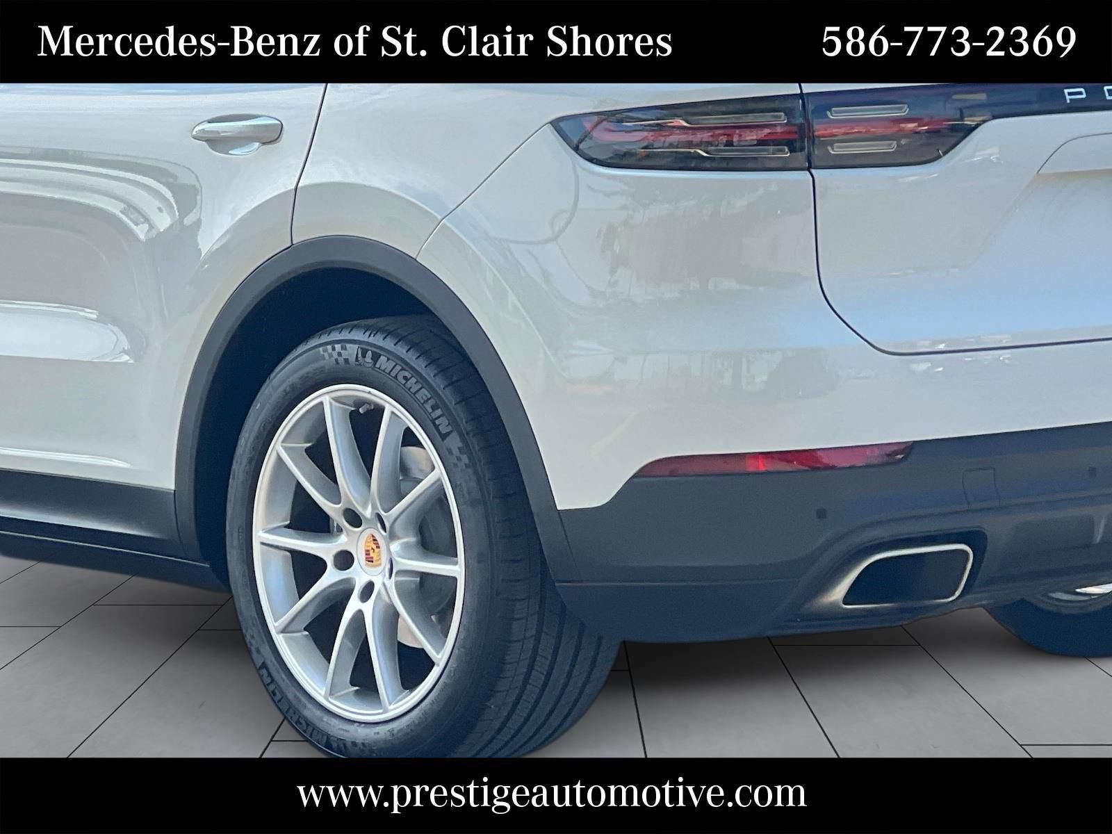 Used 2021 Porsche Cayenne AWD/4WD image 4