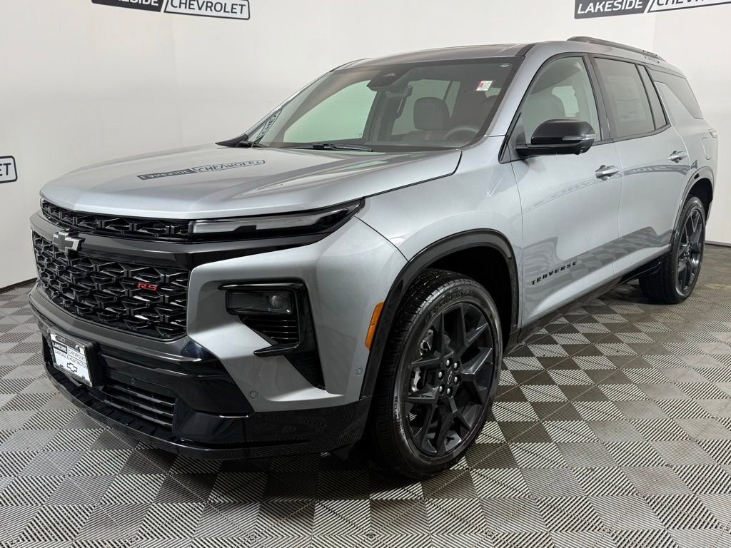 New 2026 Chevrolet Traverse RS image 2