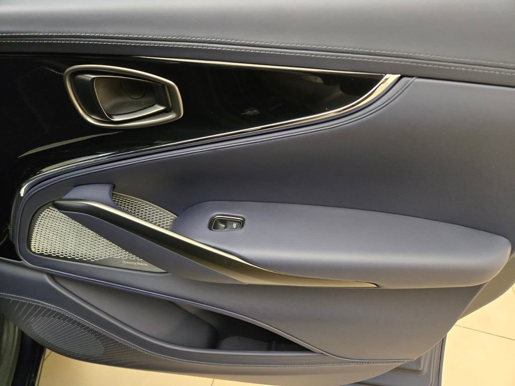 New 2026 Aston Martin DBX S AWD/4WD image 28