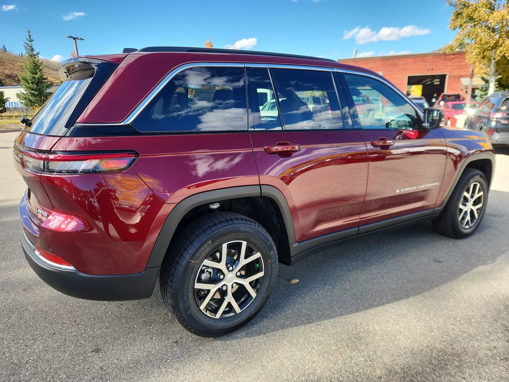 New 2025 Jeep Grand Cherokee Limited image 5