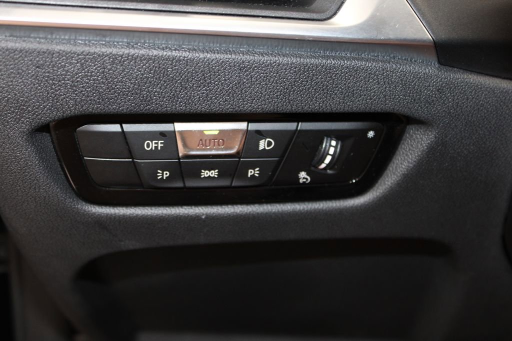 Used 2024 BMW 430i Convertible RWD image 35