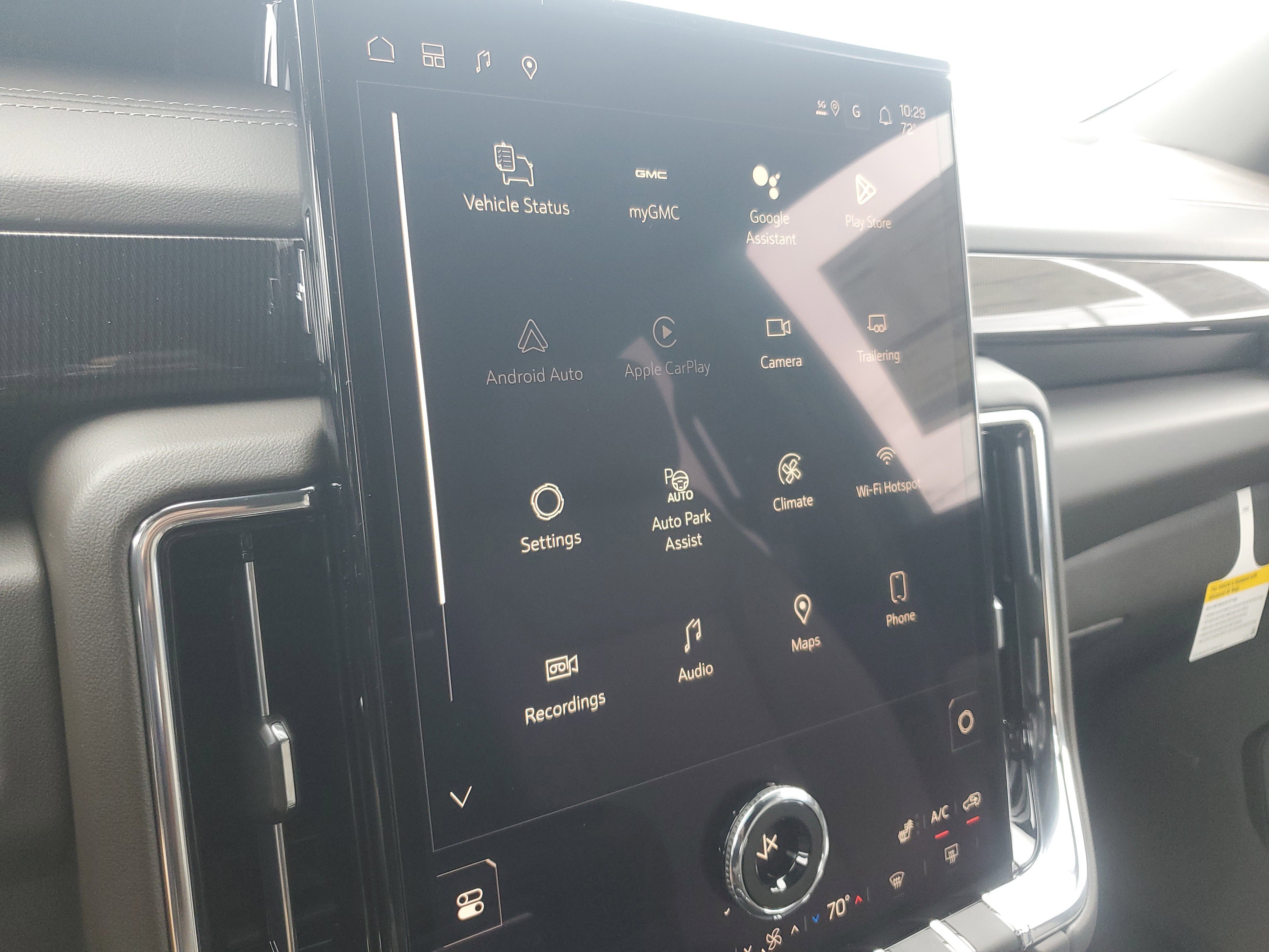 New 2026 GMC Yukon Elevation image 26