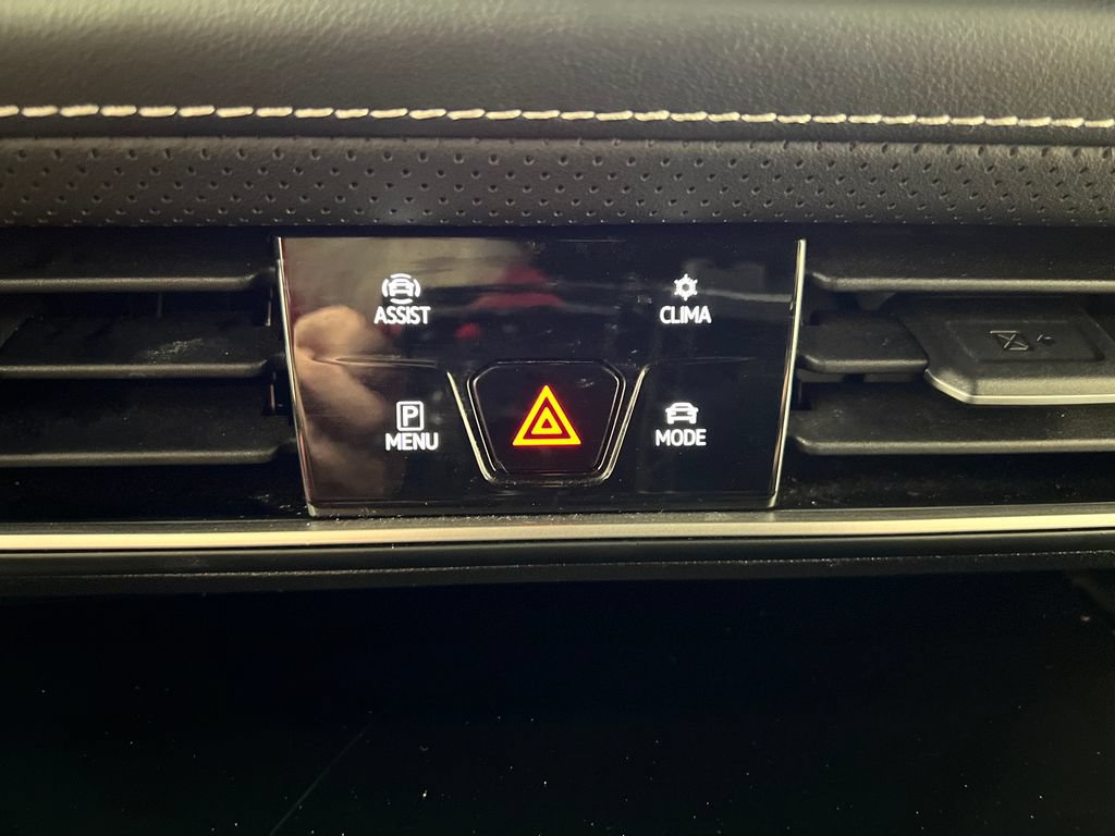 Used 2024 Volkswagen Atlas Cross Sport SE AWD/4WD image 55