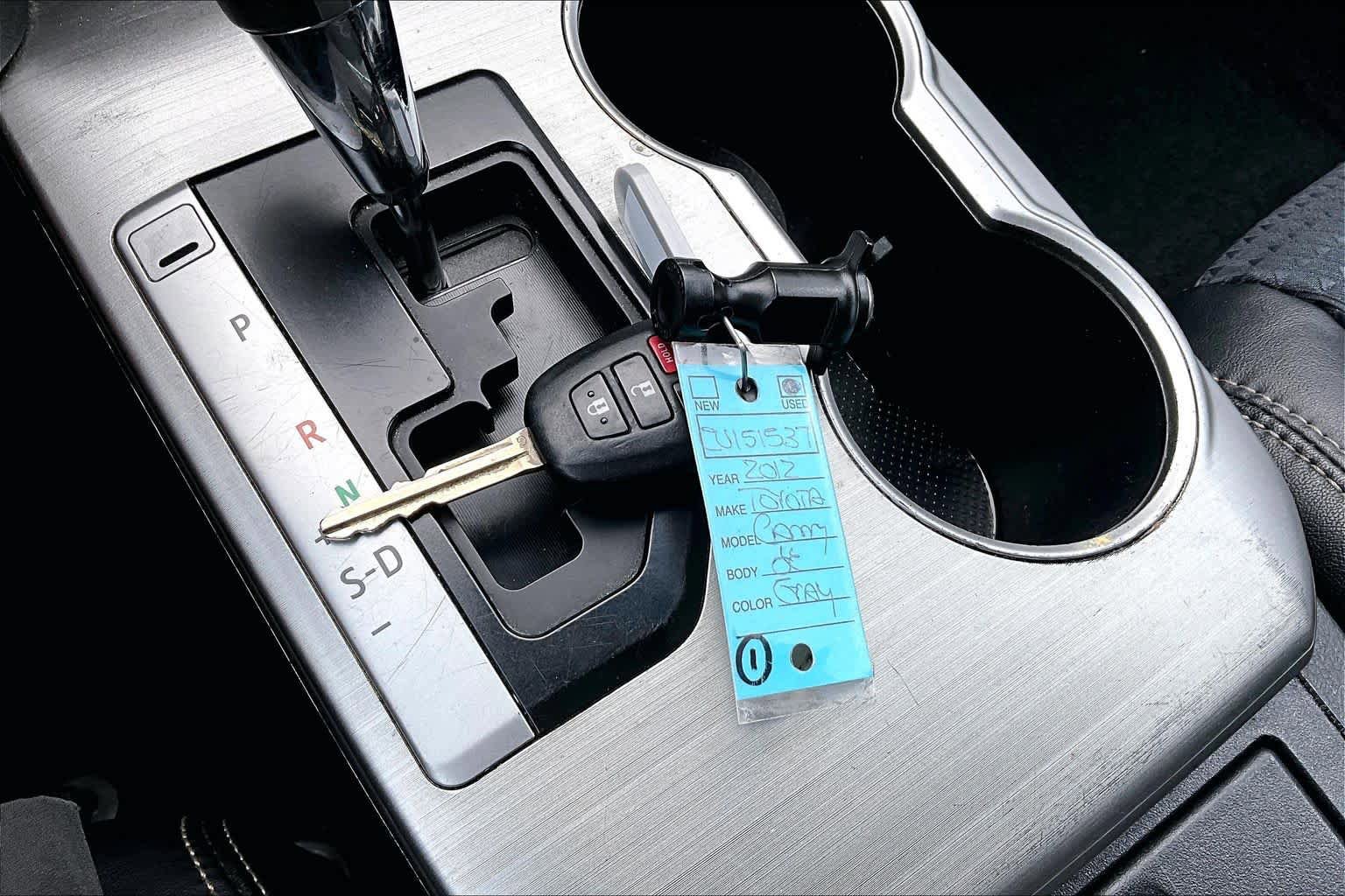Used 2012 Toyota Camry SE FWD image 13
