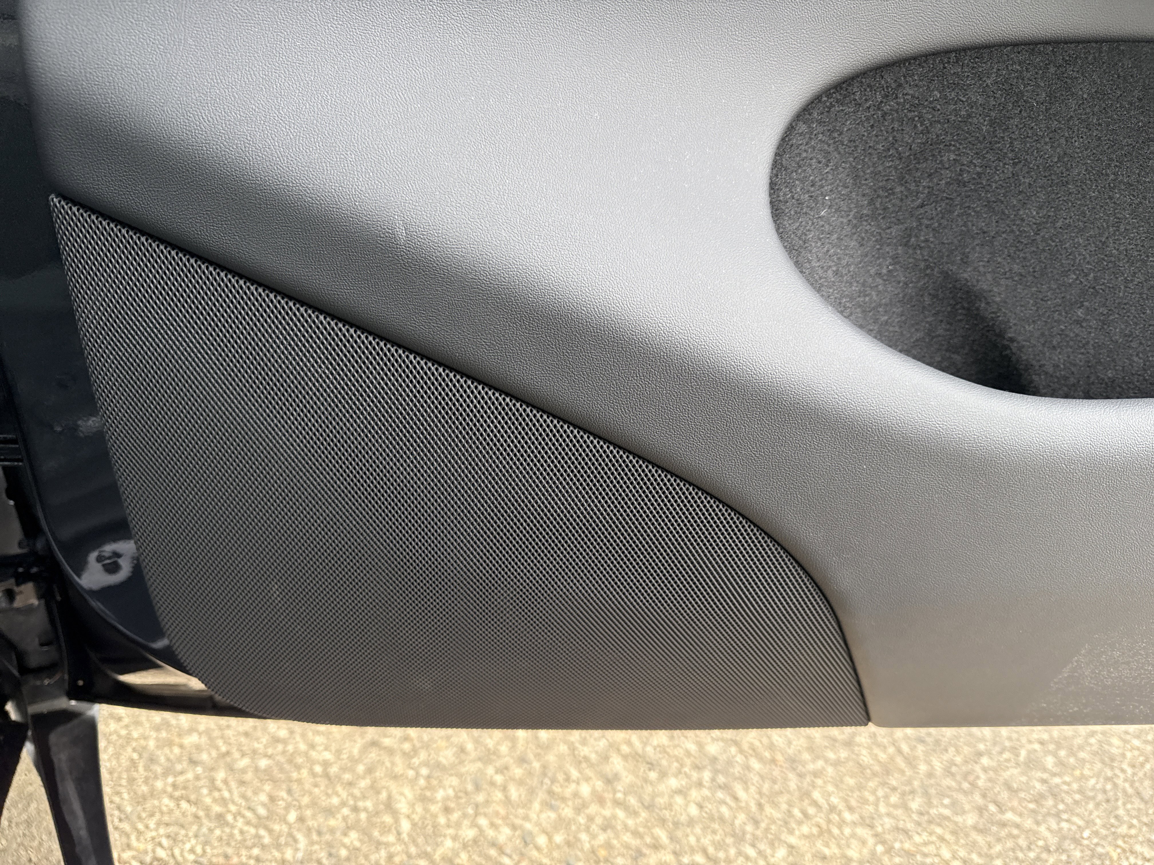 Used 2024 Tesla Model Y Long Range image 35