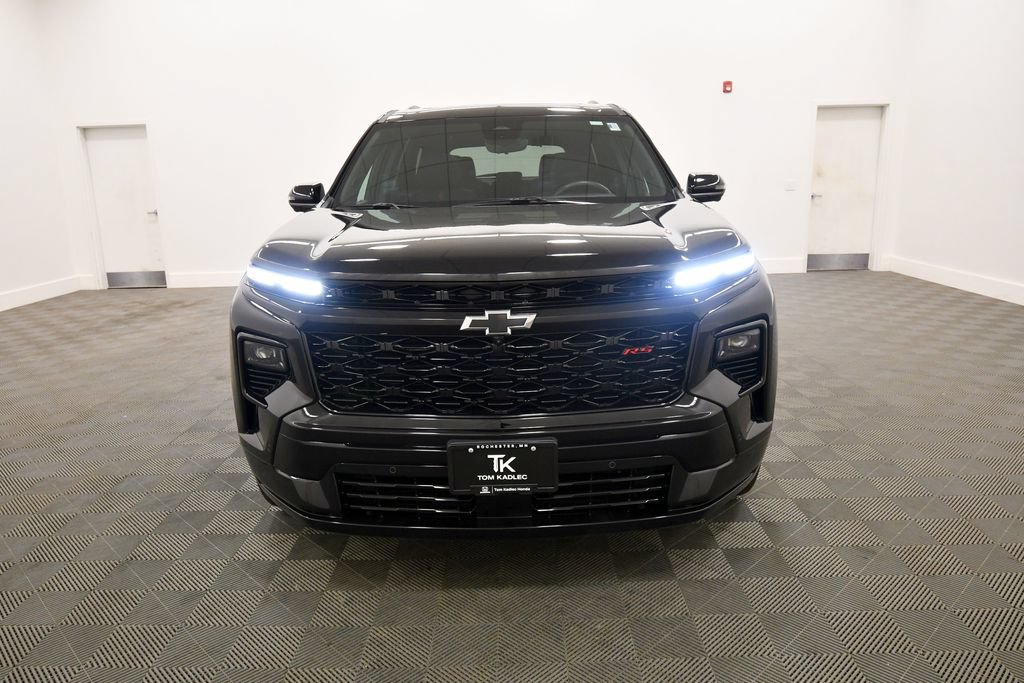 Used 2024 Chevrolet Traverse RS AWD/4WD image 11