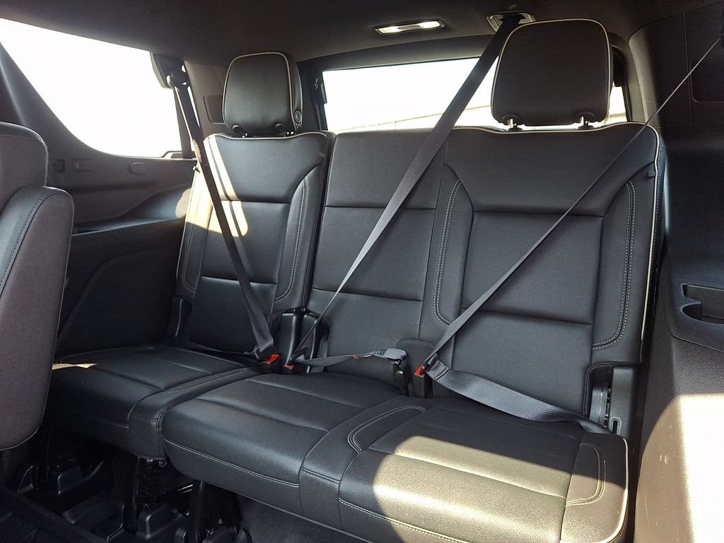 Used 2023 Chevrolet Tahoe Premier AWD/4WD image 11