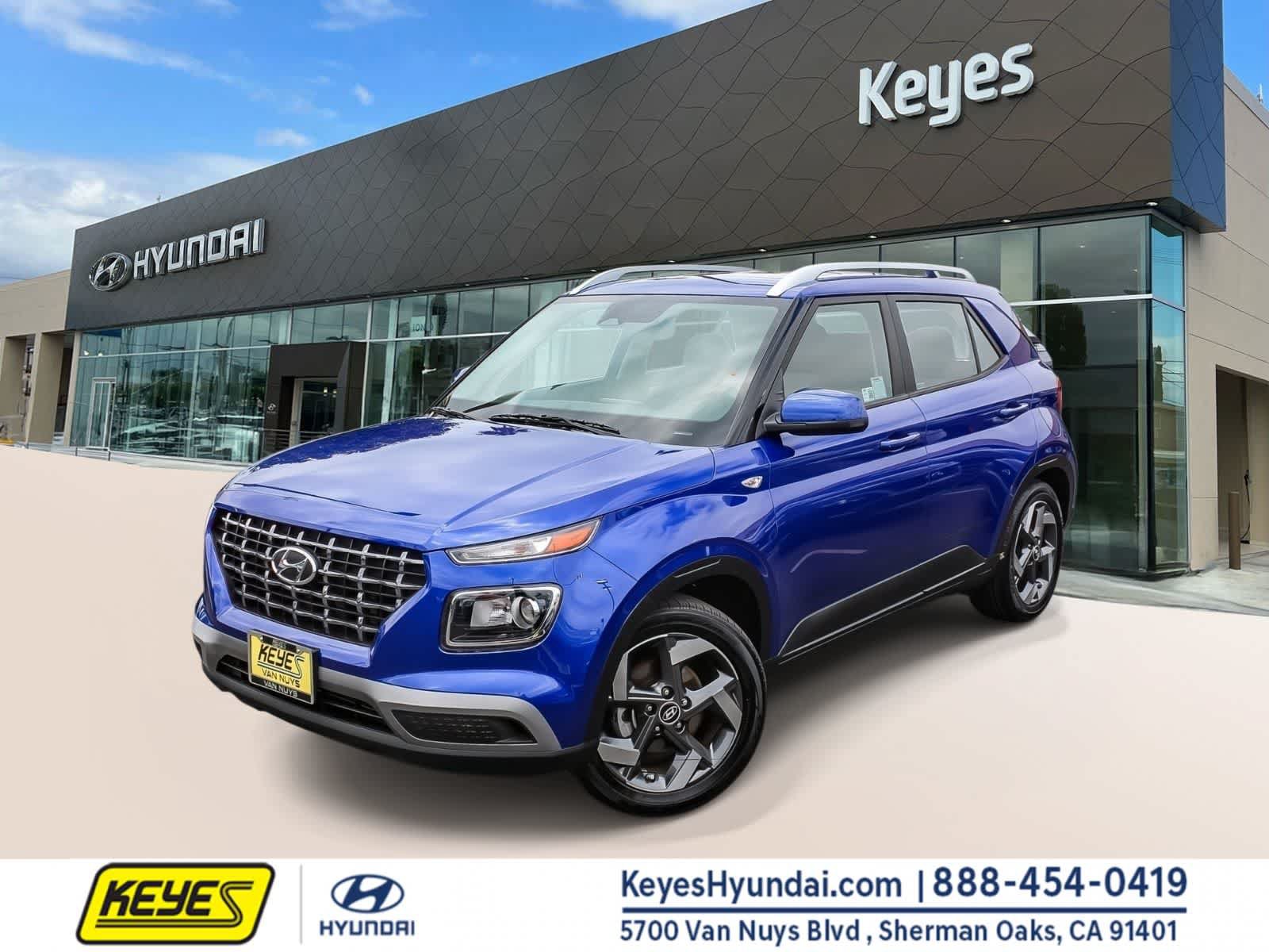 Certified 2024 Hyundai Venue SEL FWD image 1