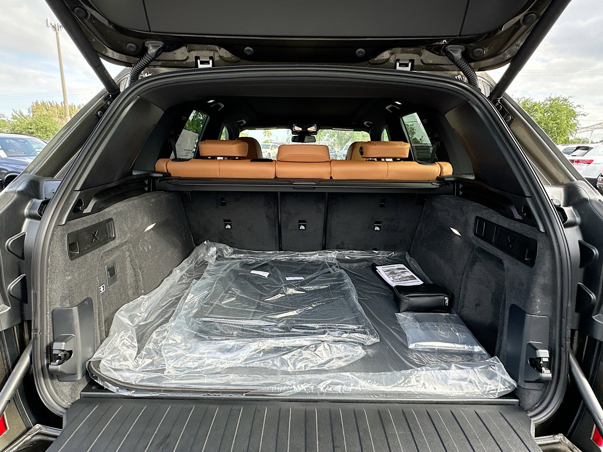 New 2026 BMW X5 sDrive40i w/ M Sport Package image 21