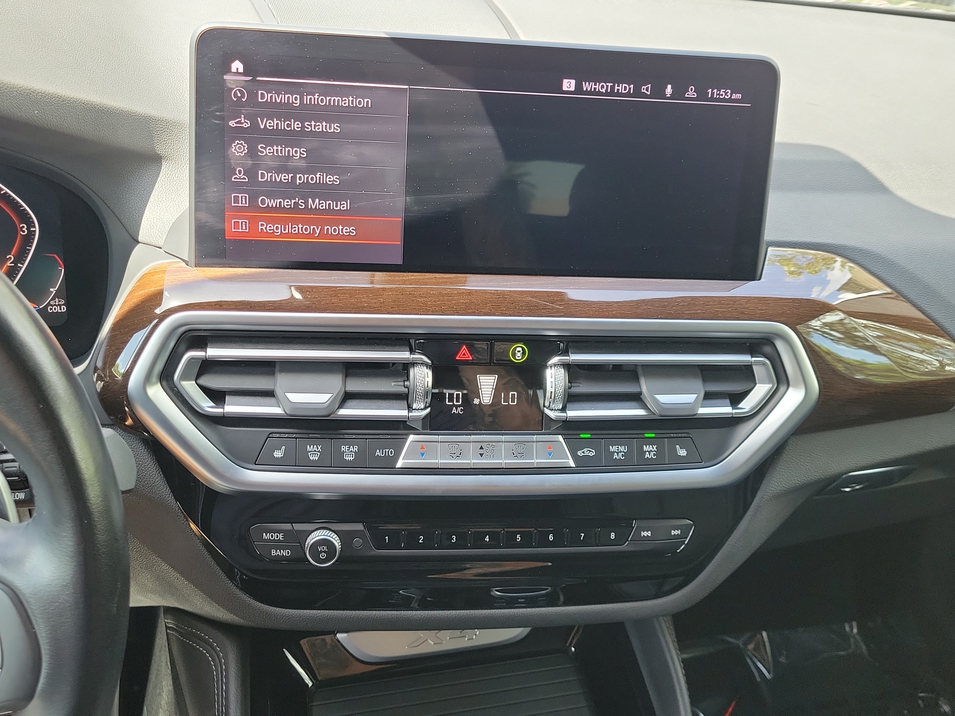 Used 2024 BMW X4 xDrive30i AWD/4WD image 21