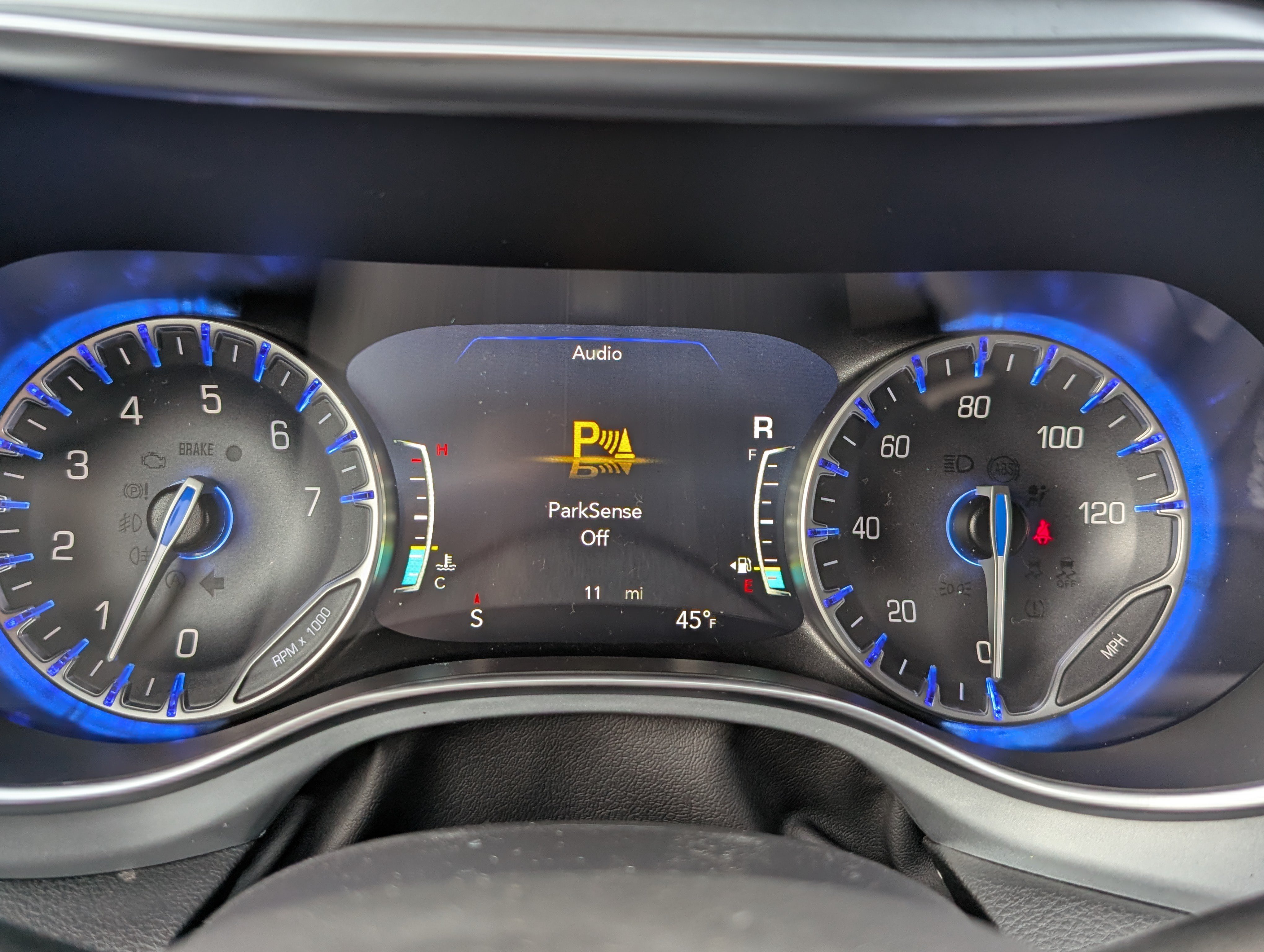 New 2026 Chrysler Pacifica Limited AWD/4WD image 32