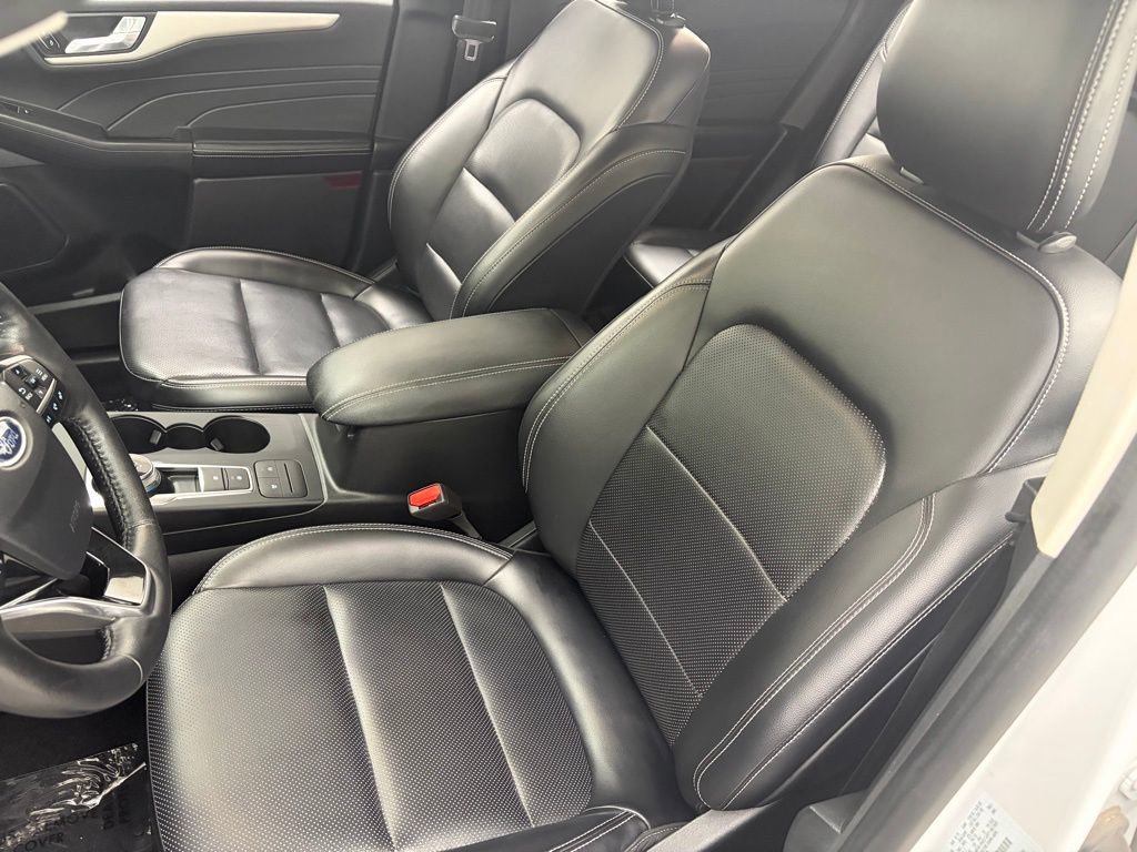 Used 2021 Ford Escape SEL image 15