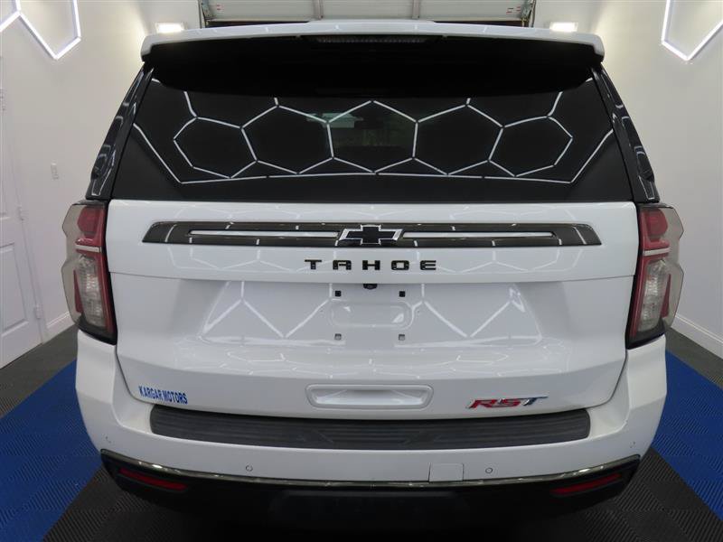 Used 2021 Chevrolet Tahoe RST w/ Luxury Package AWD/4WD image 12
