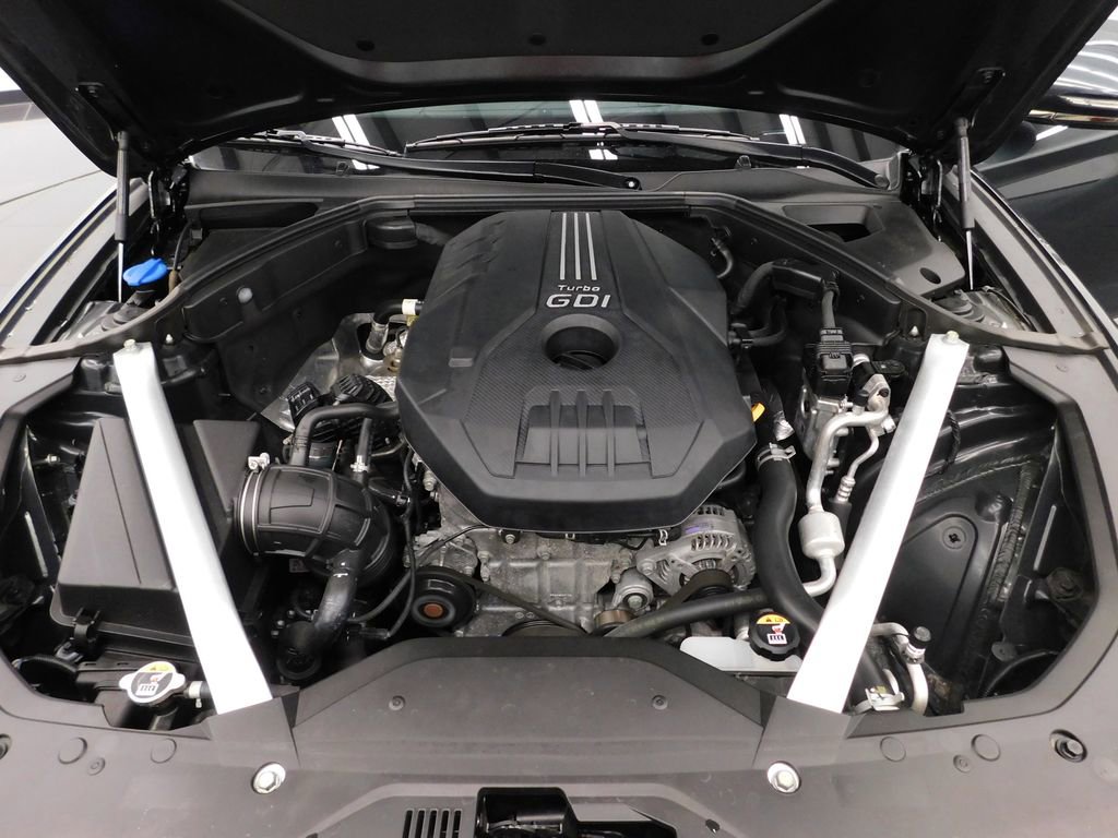 Used 2023 Genesis G70 2.0T w/ Sport Prestige Package image 34