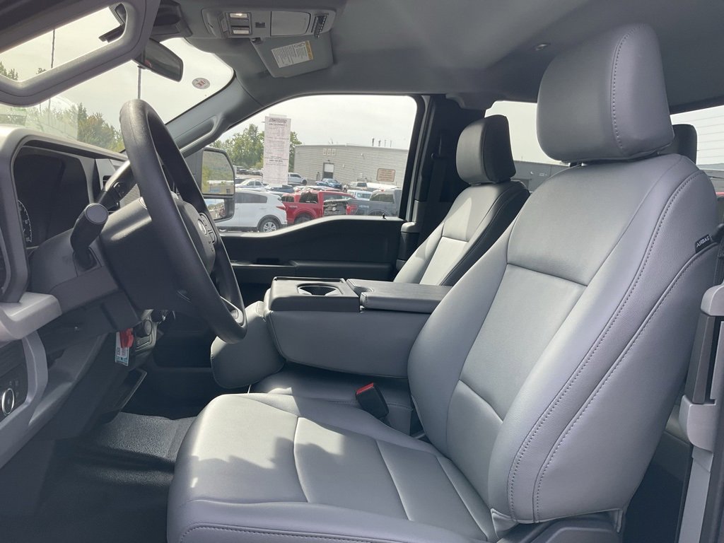 New 2026 Ford F350 XL w/ XL Chrome Package image 13