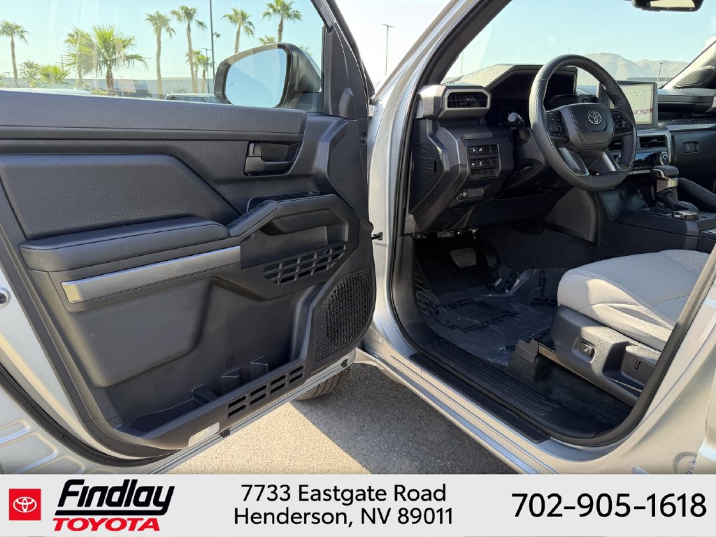 Certified 2026 Toyota Tacoma SR5 w/ SR5 Upgrade Package AWD/4WD image 5